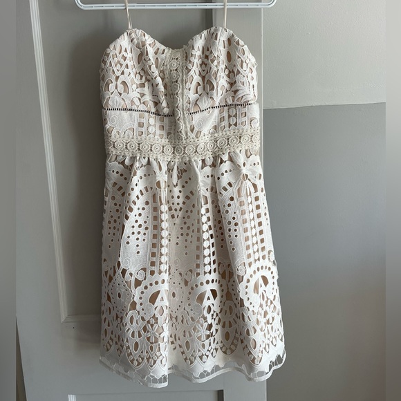 Strapless Adelyn Rae white and cream midi dress - Picture 1 of 8